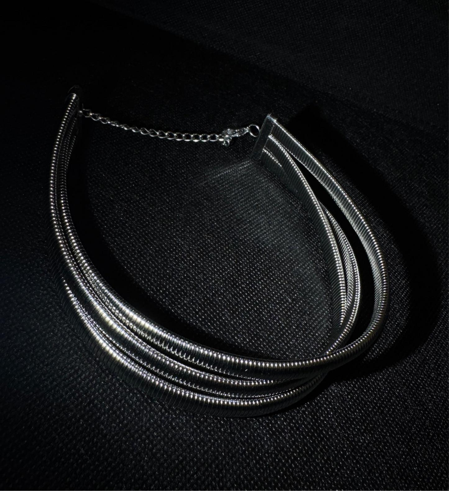 venom choker